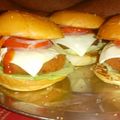 Neeta kamble का कुकस्नैप जब उन्होंने बर्गर (Burger recipe in Hindi) बनाया था।