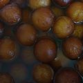 Pooja Manish Agarwal's cooksnap of when they made Gulab jamun.