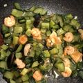 Ling Tin 的 小黃瓜蝦仁燴香菇 cooksnap
