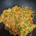Cooksnap hidayati chemat semasa beliau membuat Nasi Goreng Kacang Panjang.