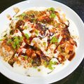 manju.rohilla का कुकस्नैप जब उन्होंने गोल गप्पा पापडी चाट (gol gappa papdi chaat recipe in Hindi) बनाया था।