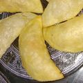 Madhu Mala's Kitchen का कुकस्नैप जब उन्होंने पगी मावा गुझिया (Pagi Mava Gujiya recipe in Hindi) बनाया था।