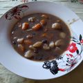 El cooksnap de kira cuando hizo Frijoles (porotos negros) guisados brasileños.