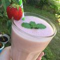 Cooksnap dari Kartikasari Kh untuk resep Easy smoothies with yogurt