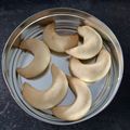 Cooksnap de Claire Tel sur la recette Tcharek (Les cornes de gazelle)