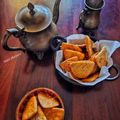 Mukti Bhargava का कुकस्नैप जब उन्होंने गेहूं आटे की मीठी मठरी (wheat flour sweet mathri recipe in Hindi) बनाया था।