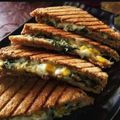 Winkle Joshi's cooksnap of when they made Spinach cheese corn sandwich.