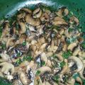 El cooksnap de Gloria Lisbeth Diaz Castellon cuando hizo Champiñones con ajo y perejil.