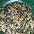 El cooksnap de Gloria Lisbeth Diaz Castellon cuando hizo Champiñones con ajo y perejil.