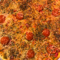 El cooksnap de @tesa.cuina cuando hizo Pizza con tomates cherry y escalivada.