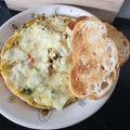 Fakhra Rubab's cooksnap of when they made Chicken cheese omelet.