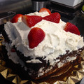 El cooksnap de Cook_and_Jud cuando hizo Torta manjar de frutos rojos y chocolate.