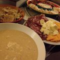 julio.manzur's cooksnap of when they made Love Your Husband Dip (Beer and Cheese Dip).