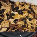 Cooksnap dari Lanlan Tjandana untuk resep (1.43) Raisin Almond Buttercake