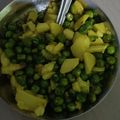Niharika saxena का कुकस्नैप जब उन्होंने आलू मटर की सब्जी(ALOO MATAR KI SABZI RECIPE IN HINDI) बनाया था।