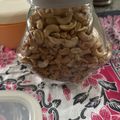 Cooksnap dari Felicia Angelica Basalama untuk resep Kacang Mete/Mede Goreng. Dengan Tips