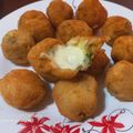 El cooksnap de Cecii Bratz ♥ cuando hizo Bombas de papa 🥔 rellenas de queso 🧀.