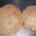Dimpi soni का कुकस्नैप जब उन्होंने अजवाइन की पूरी(Ajwain Puri recipe in hindi) बनाया था।