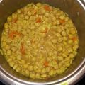 Cooksnap από stav στη συνταγή Μεθυσμένο ρεβυθόρυζο με κάρυ, κουρκουμά, καρότο και πορτοκάλι