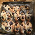 Hédi Kuselits Cooksnap-ja, amikor elkészítette a(z) Szilvalekváros papucs,leveles tésztából 🌺🌻🌺 receptet.