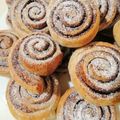 Hortenzia Szőcs Cooksnap-ja, amikor elkészítette a(z) Kakaós csiga tojás nélkül 🌺 receptet.