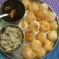 Sarmi Sarmi's cooksnap of when they made #ফুচকা.