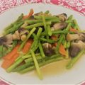 Rose 的 草菇炒蘆筍 cooksnap
