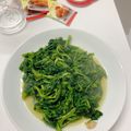 Cooksnap của Ngọc Mai khi họ làm theo món Rau muống xào tỏi chuẩn