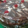 El cooksnap de Marcelo Gomez cuando hizo Torta Selva Negra con frutillas.