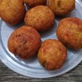 Harshita misra का कुकस्नैप जब उन्होंने आलू कटलेट (aloo cutlet recipe in Hindi) बनाया था।