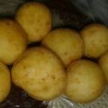 Cooksnap dari 🍰nHnCook🐝 ||ZONA CEMILAN untuk resep Bola-bola ubi kopong