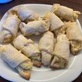 Szabina Bognár Cooksnap-ja, amikor elkészítette a(z) Raffaello kiflicskék receptet.
