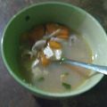 Cooksnap dari vinasya septiana untuk resep Tomyam Seafood Tahu Pedas Wow, Under 25 K