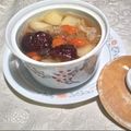 北美liuliu 的 冰糖銀耳蓮子雪梨湯 cooksnap