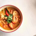 Cooksnap Nurul Kefftya semasa beliau membuat Tomyam Campur Thai Macam Dekat Kedai.