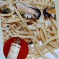 DEBBIE 's cooksnap of when they made Spaghetti With Mussels In A Garlic, Butter & Chilli Sauce.