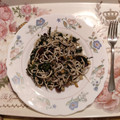 El cooksnap de Carmen Franco cuando hizo Salteado de gulas, espinacas, pasas y nueces. Thermomix.