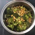 El cooksnap de Malagueña salerosa cuando hizo Brócoli con garbanzos al pimentón y huevo poché.