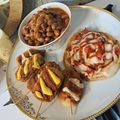 کوک اسنپ Zeynab بعد از امتحان کردن کورن داگ.