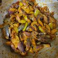 Mumal Mathur का कुकस्नैप जब उन्होंने चटपटे आलू बैंगन (Chatpate aloo baingan recipe in Hindi) बनाया था।
