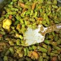 Arya Paradkar का कुकस्नैप जब उन्होंने नींबू मिर्च और लहसुन का अचार(nimbu mirch aur lahsun ka achar recipe in hindi) बनाया था।
