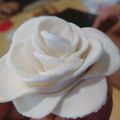 Tehmina Hashmi's cooksnap of when they made Two-style fondant rose.