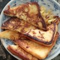 Mariam Azeem (Umme Sarim)'s cooksnap of when they made Meethi bread/French toast.