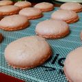 brandonmoon's cooksnap of when they made Easy French Macarons.