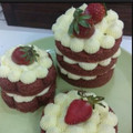 Cooksnap dari Jojo Sasa untuk resep Mini Red velvet cakes with creamcheese frosting