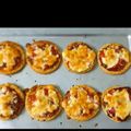 Stuti Buch's cooksnap of when they made મીની ચીઝ પીઝા, (Mini Cheese pizza Recipe in Gujarati).