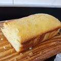 El cooksnap de Noelia Castro cuando hizo Budín de limón 🍋con cáscaras glaseadas y glasé real.