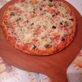 صورة من مطبخ براءة، شاركها بعد تجربة وصفة بيتزا السائلة خفيفة وسريعة 🍕🍕
