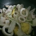 Cooksnap của Huỳnh Trần Mai Phương khi họ làm theo món Mực xào giá và hành tây