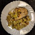 Cooksnap de Lotus Azul quando cozinhou Caril de Frango com batatas no forno.